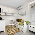 Apartment Economy For Two In *