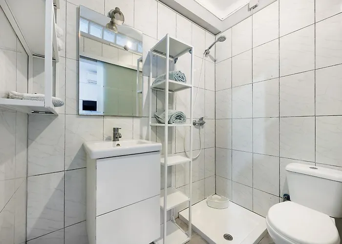 Economy For Two In Appartamento Lagos