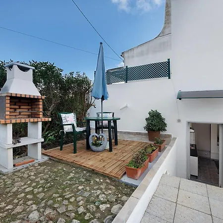 Economy For Two In Apartamento