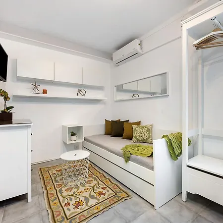 Lejlighed Economy For Two In *